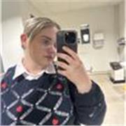 I am a personable medical student who is passionate at helping others achieve their goals through personalised teaching 