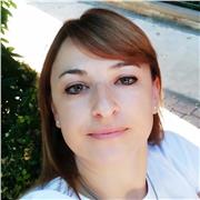 Insegnante con esperienza decennale con i bambini, disponibile ad aiutare alunni in difficoltà con materie specifiche, o con difficoltà di apprendimento per mancanza di metodo