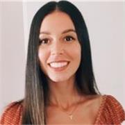 Maestra de Educación Primaria con Máster en Psicopedagogía ofrece apoyo educativo personalizado.