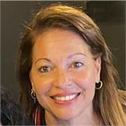 Profesora de francés con experiencia. Ofrezco clases dinámicas para todas las edades y todos los niveles, adaptadas a tú ritmó