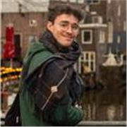 Professeur de chant, diplômé du conservatoire à rayonnement régional de Paris 