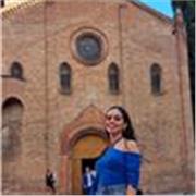 Offro ripetizioni  di Inglese,Francese e spagnolo. Sono  alla fine del mio percorso di Laurea triennale in mediazione linguistica