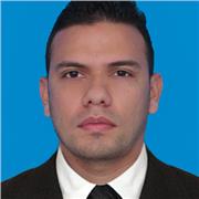 Profesional en ingeniería industrial con especialización en finanzas, con 10 años de experiencia en institución académica