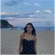Student at the University of Edinburgh, fluent in English and Spanish