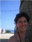 Professoressa di Inglese e Spagnolo offre lezioni di grammatica, letteratura e conversazione. Si offrono anche lezioni di Italiano per stranieri