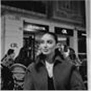 Soy estudiante universitaria y doy clases de Francés  