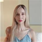 Experienced linguist offers specialized English and Spanish lessons for professionals and students.