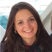 Laureata in Farmacia, offro lezioni di Matematica, Fisica e Chimica dalle elementari fino alle superiori.
Italiano e LIS