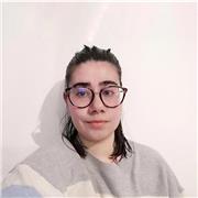 Profesora de Matemáticas imparte clases a todas las edades online
