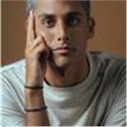 Se hai bisogno d'aiuto con i compiti, ci sono per te!