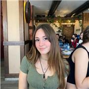 Profesora particular de asignaturas de primaria, ESO y bachillerato de ciencias. Clases presenciales o online
