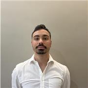 Se sei alla ricerca di un'insegnante appassionato e coinvolgente. Lo hai trovato.