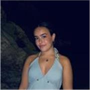 Profesora de matemáticas, física y química que le encantan los niños y dar clases