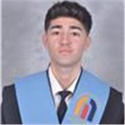 Organizado, alegre y con ganas de aprender y que aprendan de mí. 