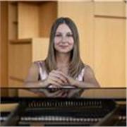 Laurea magistrale in pianoforte presso Conservatorio Giuseppe Verdi di Torino