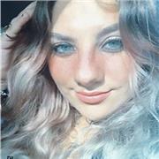 diplomata in lingue offre lezioni di inglese, spagnolo e italiano eventualmente a bambini dai 6 ai 16 anni