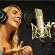 CLASES DE CANTO: Cantante lirica (mezzosoprano) y actriz titulada por el Conservatorio Superior de Polonia