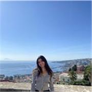 Graduada en ADE, imparto clases a universitarios de cualquier curso (y cualquier asignatura)