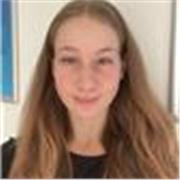 Gracias a mi experiencia en el sector de la hostelería, he utilizado el inglés a diario con huéspedes internacionales, alcanzando 