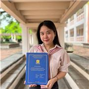 Deutschlehrerin, die schon 3 Jahren Erfahrungen im pädagogischen Bereich gesammelt hat