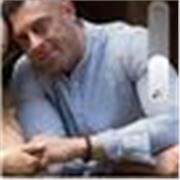 Professore di matematica con 10 anni di esperienza,  svolge ripetizioni sia in presenza che a distanza 