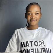 I’m a friendly English tutor who enjoys helping students grow in confidence. My lessons are for beginners and intermediatelearners