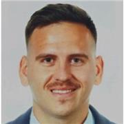 Soy Álvaro Cogolludo Zapardiel, profesor de Educación Primaria con Máster en Psicopedagogía y especialidad en TDA/TDAH , y doy todas las materias en niveles PRIMARIA, ESO y BACHILLER