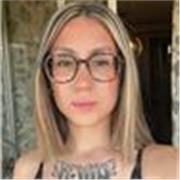 Profesor con nivel B1 de inglés y formación en TCAE, ofrezco clases dinámicas y adaptadas a las necesidades de cada alumno
