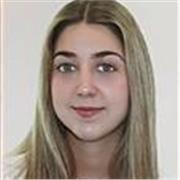 Profesora de inglés con 4 años de experiencia y residencia en el extranjero, ofrece clases de inglés para niños y adultos en la zona de Barcelona. Posibilidad de impartir clases tanto online como presencial.