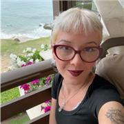 Profesora titulada en Filosofía oferta clases particulares para infantil, primaria y secundaria.