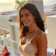 studentessa universitaria impartisce lezioni private di Inglese, Italiano e Cinese