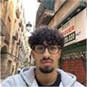 Hai bisogno di una mano con il tuo sport preferito? Ci sono io! Ti insegno quello che devi sapere, sempre con il sorriso!