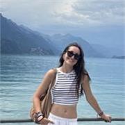 Me defino como una persona paciente, con ganas de ayudar a los demás que podría impartir clase a Nivel ESO y Bachillerato