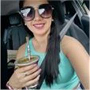 Profesora de Economía imparte clases para todas las edades