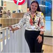 Periodista con gran dominio del lenguaje, técnicas de redacción y oratoria disponible para apoyar a niños y adultos