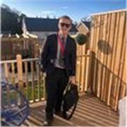 Secondary science teacher specialising in biology and primary teacher ambassador