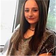 Studentessa di Giurisprudenza impartisce lezioni private a bambini e ragazzi