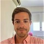Doy clases de apoyo en el grado en derecho así como otras carreras con materias jurídicas.
Al mismo tiempo, también llevo a cabo la preparación de opositores, especialmente a la administración local.
