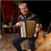 Clases de acordeón a piano online y presenciales, todos los niveles y todos los estilos!