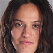 Enseignante, certifiée CELTA, j'enseigne l'anglais à tout public