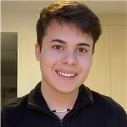 Soy un estudiante universitario al que le encanta dar clase y con muchas ganas. Tengo experiencia dando clases a niños/as y es muy gratificante. Me defiendo sobre todo en lengua castellana y literatura o en inglés en niveles de primaria o educación secund