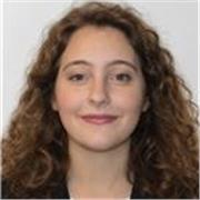 Studentessa di medicina diplomata al liceo scientifico impartisce lezioni