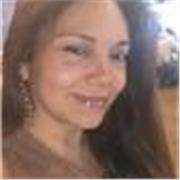 Profesora en Derecho y Gerencia, especializada en redacción, técnicas de estudio y escritura, con más de 10 años de experiencia.