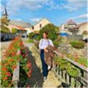 Professeur et traductrice bilingue (anglais et français ). Du niveau débutant au niveau avancé 