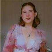 Profesora de español como lengua extranjera, con un enfoque cultural Colombiano