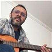 Profesor de escritura, lectura, ortografía, lenguaje y comunicación con más de diez años de experiencia