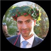 Laureato in Management Aziendale LM-77 con il massimo dei voti, impartisce lezioni di economia aziendale e ragioneria generale ed applicata. Fornisce inoltre supporto nella stesura di tesi di laurea in indirizzo economico