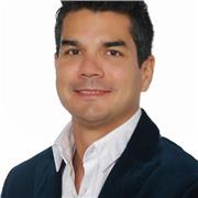 Profesor de inglés para quienes quieran mejorar su inglés a nivel profesional, tanto para trabajar y como ocio. Hablo perfectamente el idioma Castellano