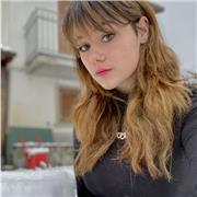 Disponibile per ripetizioni di italiano, storia, filosofia, scienze umane, chimica, biologia, letteratura latina, studentessa di scienze umane