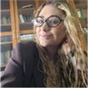 Licenciada e historiadora, apasionada por la enseñanza